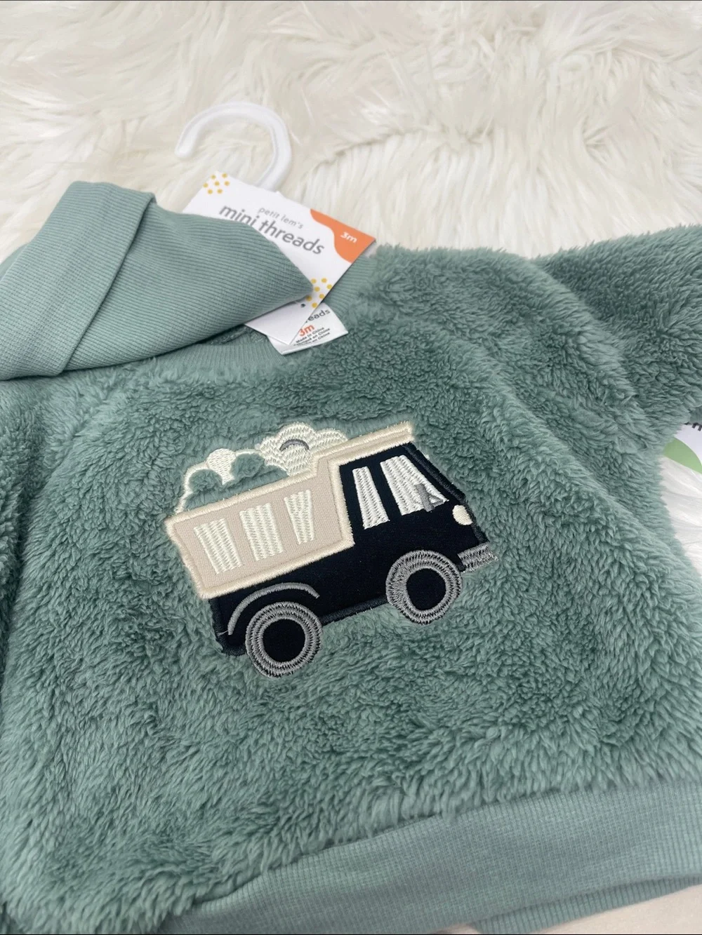 Mini Threads Cozy Green Sherpa Pullover with Matching Beanie - Kids